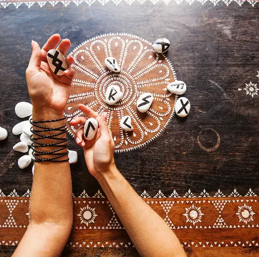 Rune Casting in Pune